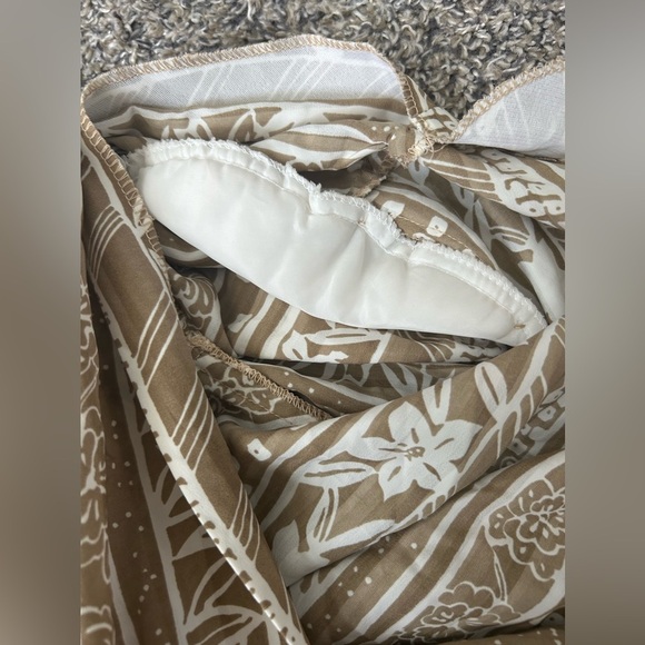 Vintage The Wilroy Traveller NY Elegant Tan Patterned Dress size 8 - Picture 14 of 15